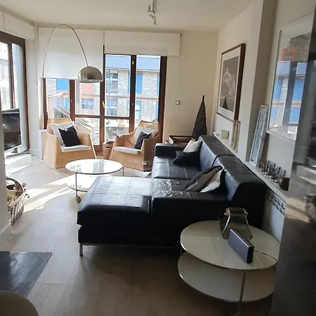 Luminoso Y Moderno Duplex Familiar Daire *